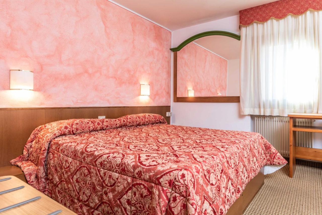 Hotel Italo Madonna Eksteriør bilde